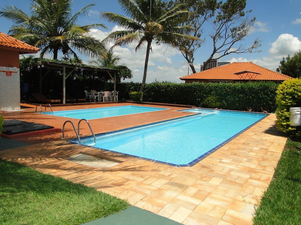 Hotel Pousada Vale Do Sol Em Pompéia 外观 照片