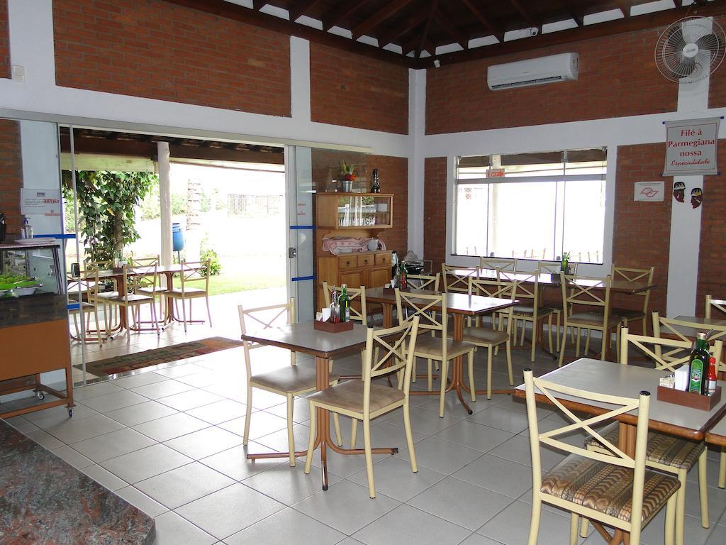 Hotel Pousada Vale Do Sol Em Pompéia 外观 照片