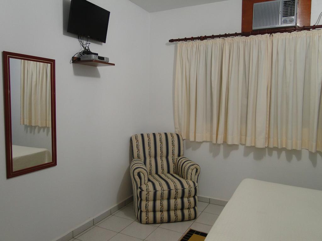Hotel Pousada Vale Do Sol Em Pompéia 客房 照片