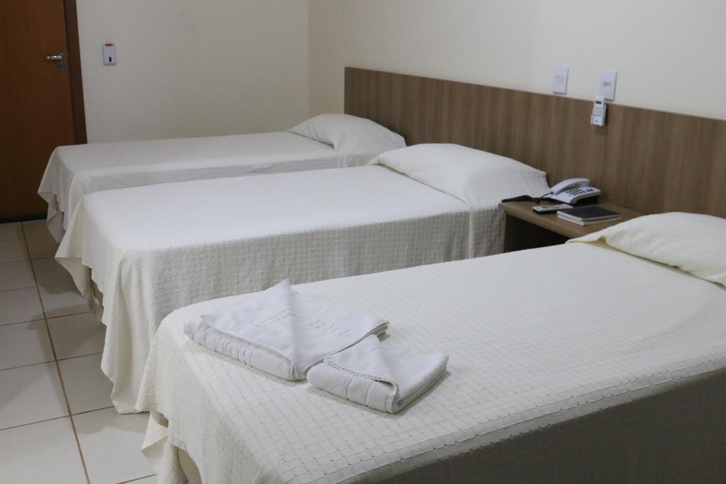 Hotel Pousada Vale Do Sol Em Pompéia 外观 照片