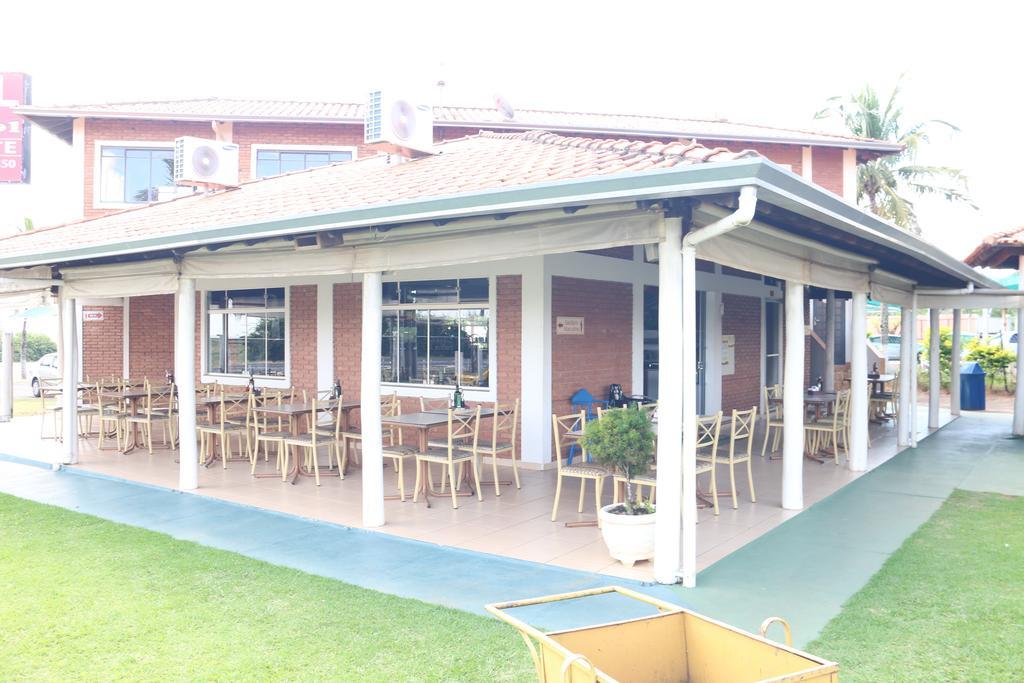 Hotel Pousada Vale Do Sol Em Pompéia 外观 照片