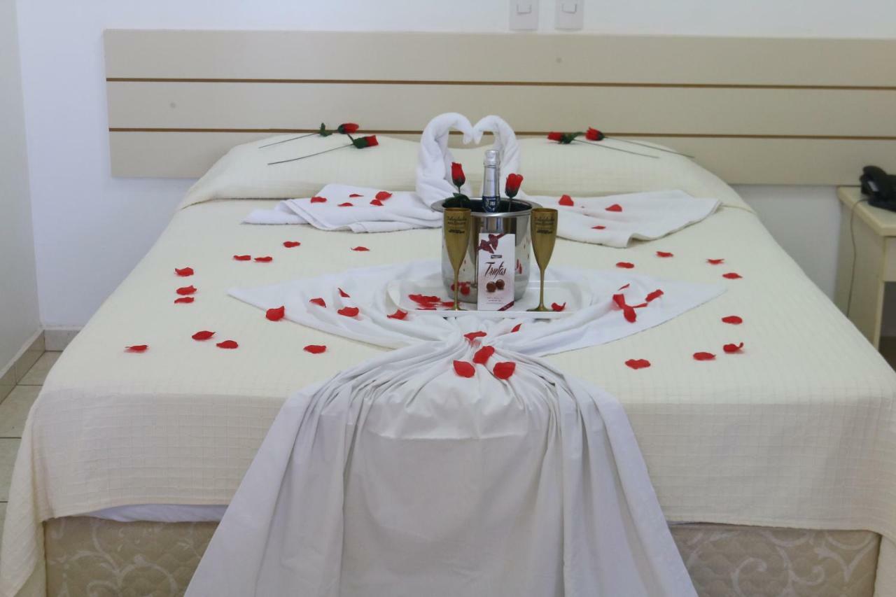 Hotel Pousada Vale Do Sol Em Pompéia 外观 照片